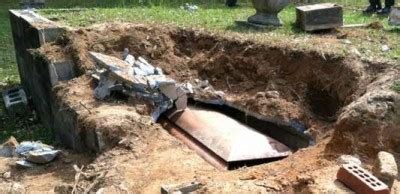 charlton heston find a grave